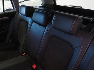 Kombi Volkswagen Passat 17 av 23