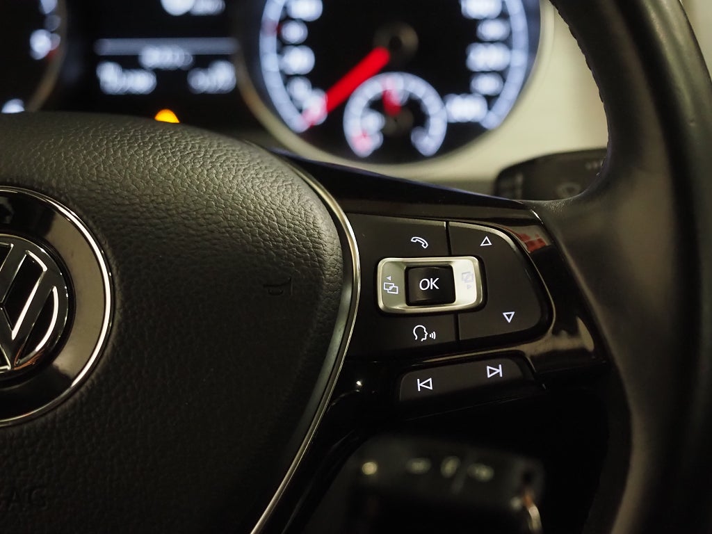 Volkswagen Golf 5-dörrar 1.6 TDI Masters D-Värm P-Sensorer 2015