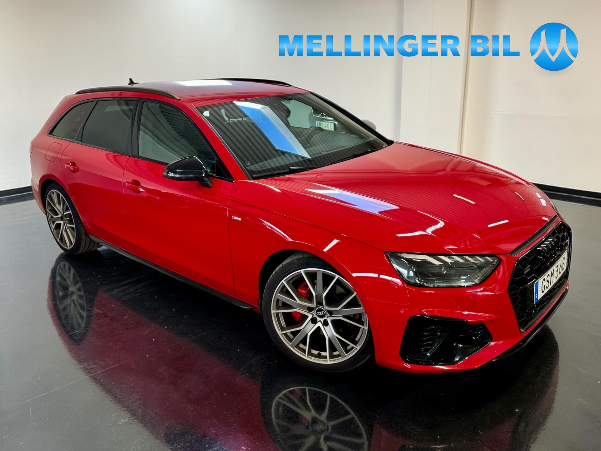 Audi A4 2023, photo 2/49