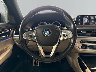 BMW 750 d xDrive M Sport 360/HuD/Laser/H&K/Dvärm/Softclose