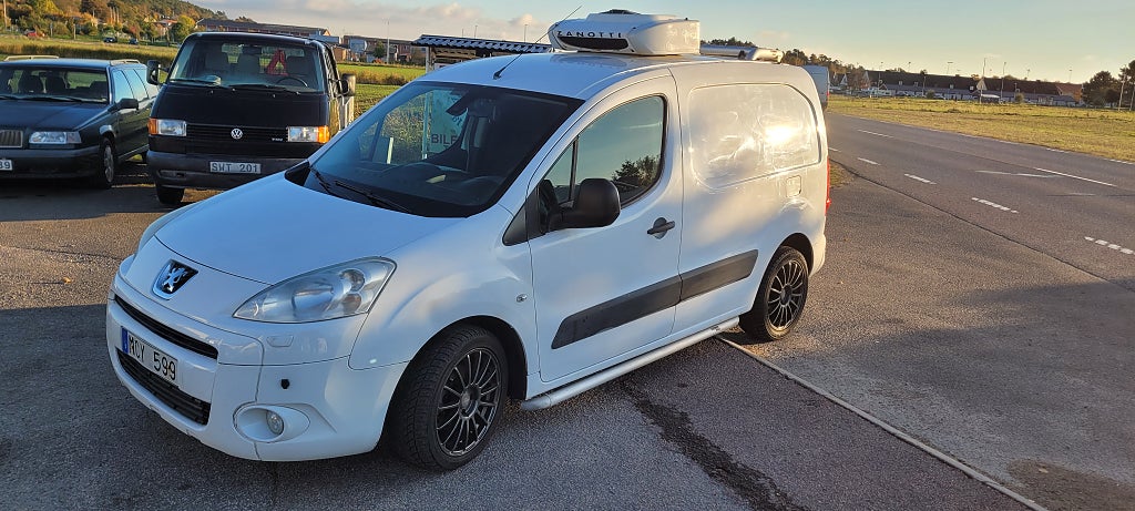 Peugeot Partner Van 1.6 HDi Automat Kylbil
