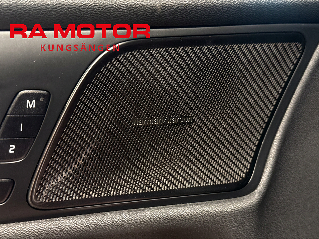 Volvo S60 T5 AWD 250hk R-Design HUD | VOC | 360° | BLIS | Drag 2020