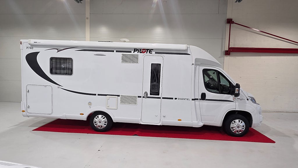 Fiat Pilote P 740 Essentiel
