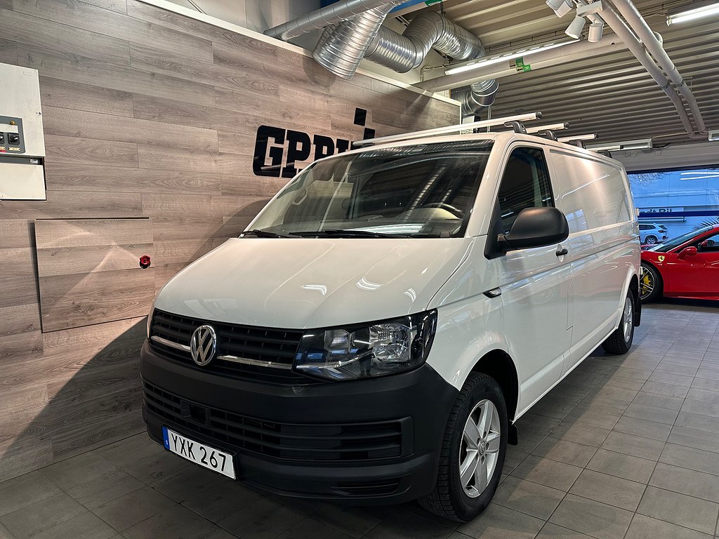 Volkswagen Transporter T30 2.0 TDI Lång | Verkstadsinredning