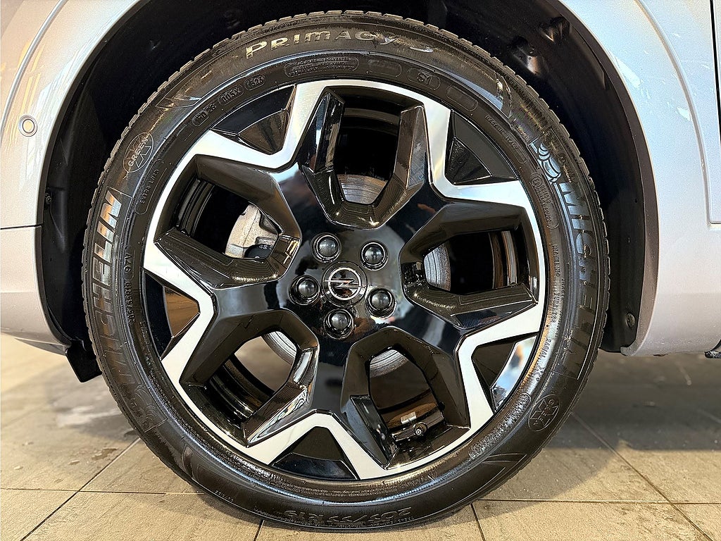 Bild på Opel Grandland Ultimate 1.2 Turbo 130hk Aut - B-KAMERA, CARPLAY, NAV