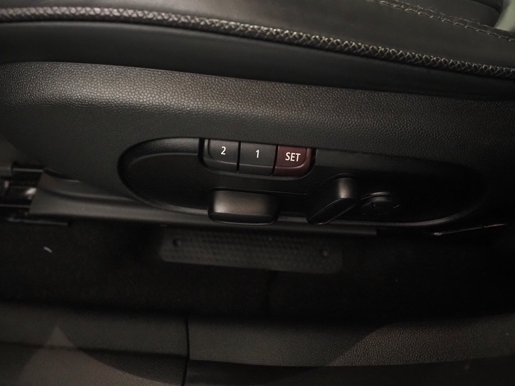 MINI Countryman Cooper S 192hk Maximize HUD Kamera Nav ACC 2019