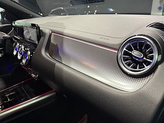 SUV Mercedes-Benz EQA 19 av 24