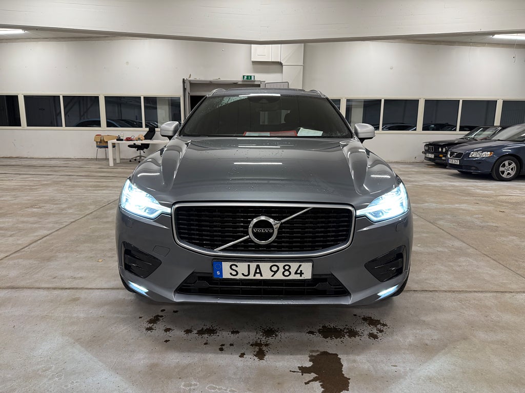 Volvo XC60 T6 AWD Geartronic R-Design Euro 6 Panorama 