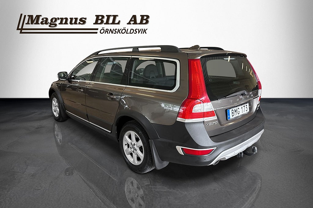 Volvo XC70 D4 AWD Automat Momentum Vämare Drag K-rem Bytt 1 ägare miniatyr 3