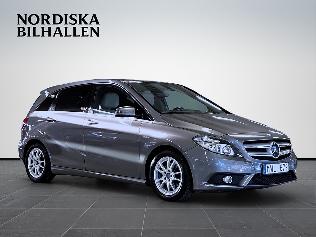 Mercedes-Benz B 180 BlueEFFICIENCY Sport Nyservad Pano Drag