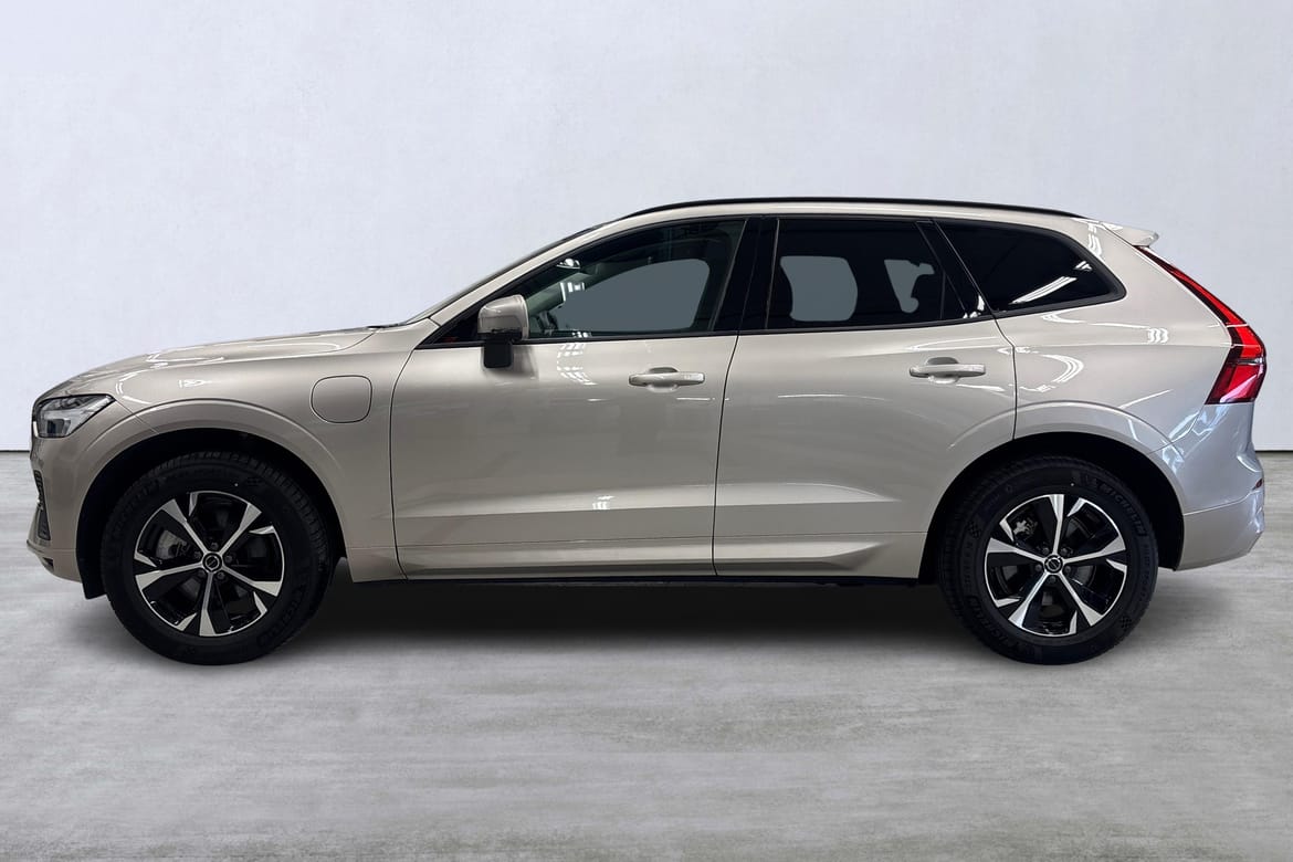 Volvo XC60 T6 Core Nordic Edition 2026, bild 2/47