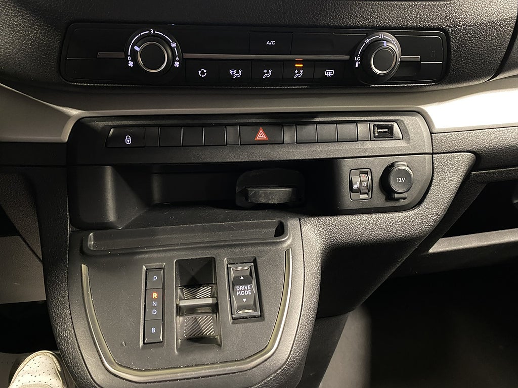 Bild på Citroën e-SpaceTourer 75kWh 136hk Aut - 9-SITS, B-KAMERA