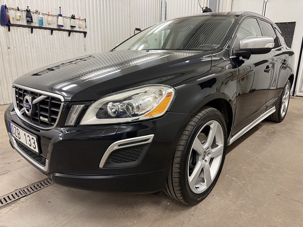 Volvo XC60 D4 AWD Geartronic R-Design 