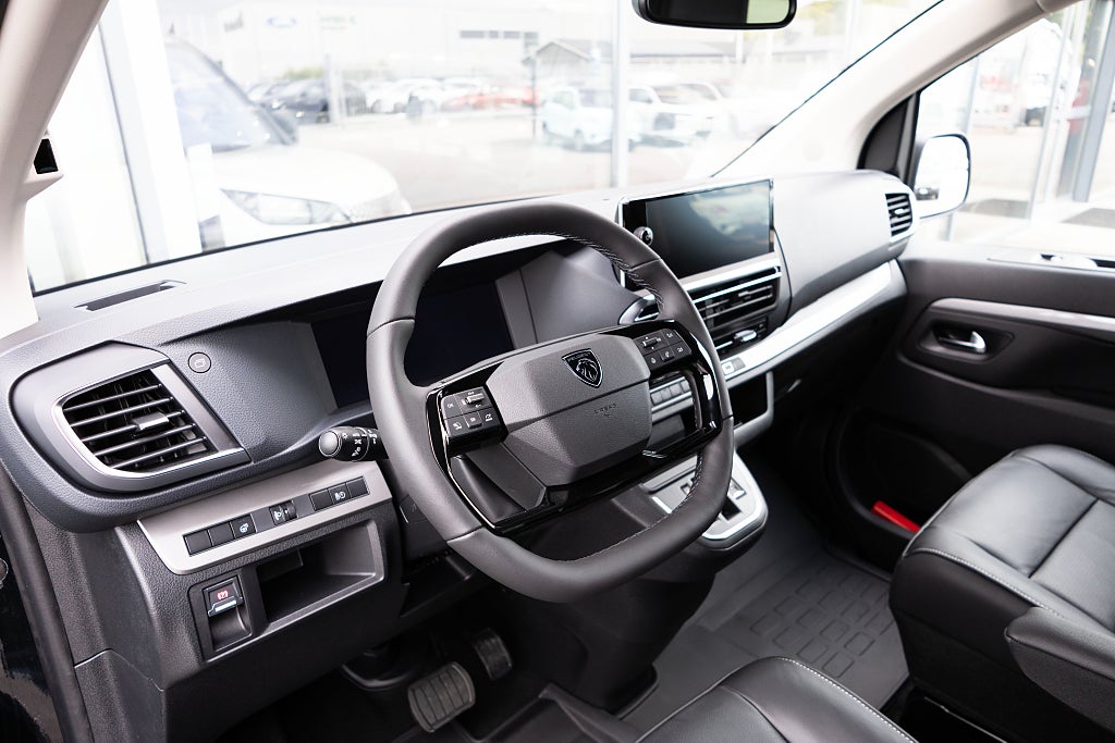 Peugeot Traveller 2.2 BlueHDi 180hk Allure 8-Sits Läder Adaptiv Farthåll