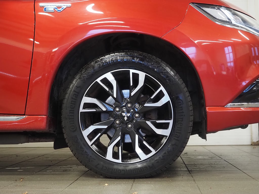 Mitsubishi Outlander PHEV 203hk Business 360º Skinn Drag 2018