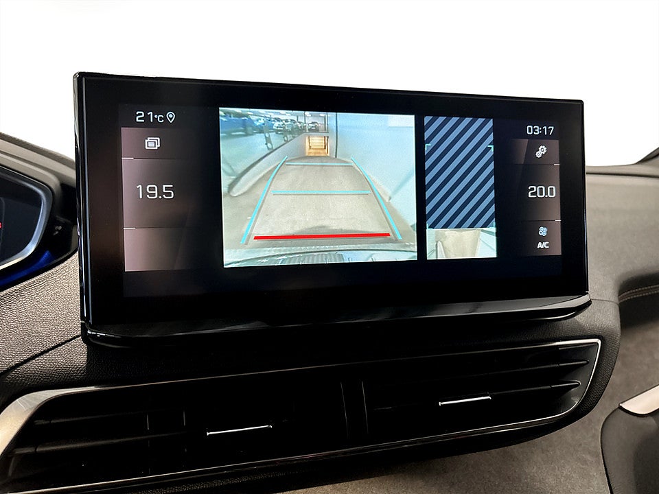 Bild på Peugeot 5008 GT 1.2 PT 130hk Aut 7-SITS B-KAMERA CARPLAY