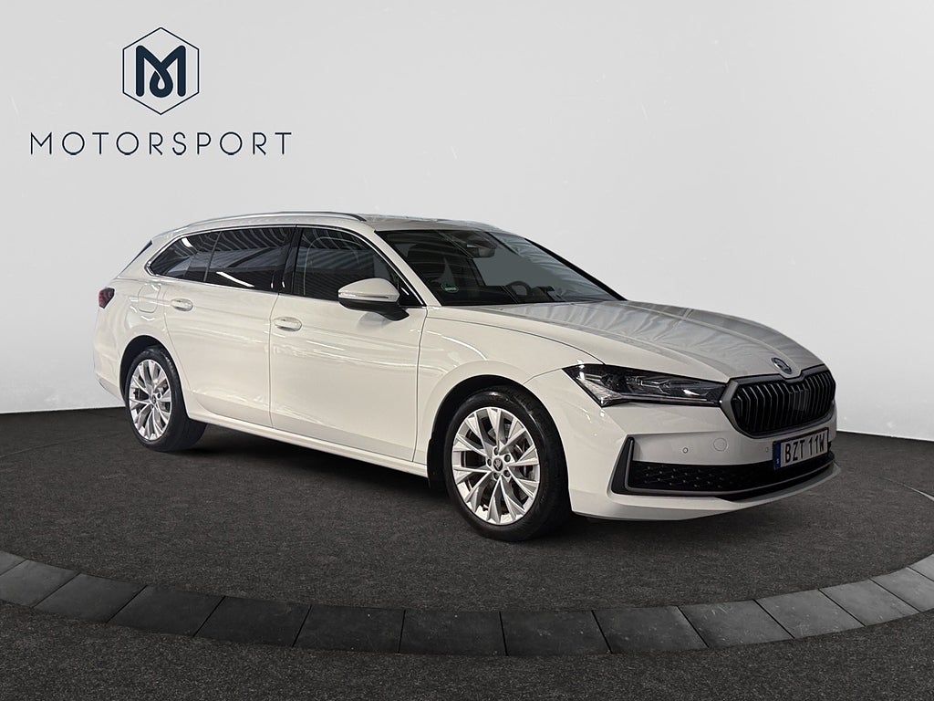 Skoda Superb iV Kombi Selection Explore Edition Drag Adaptiv fart mm bild 9