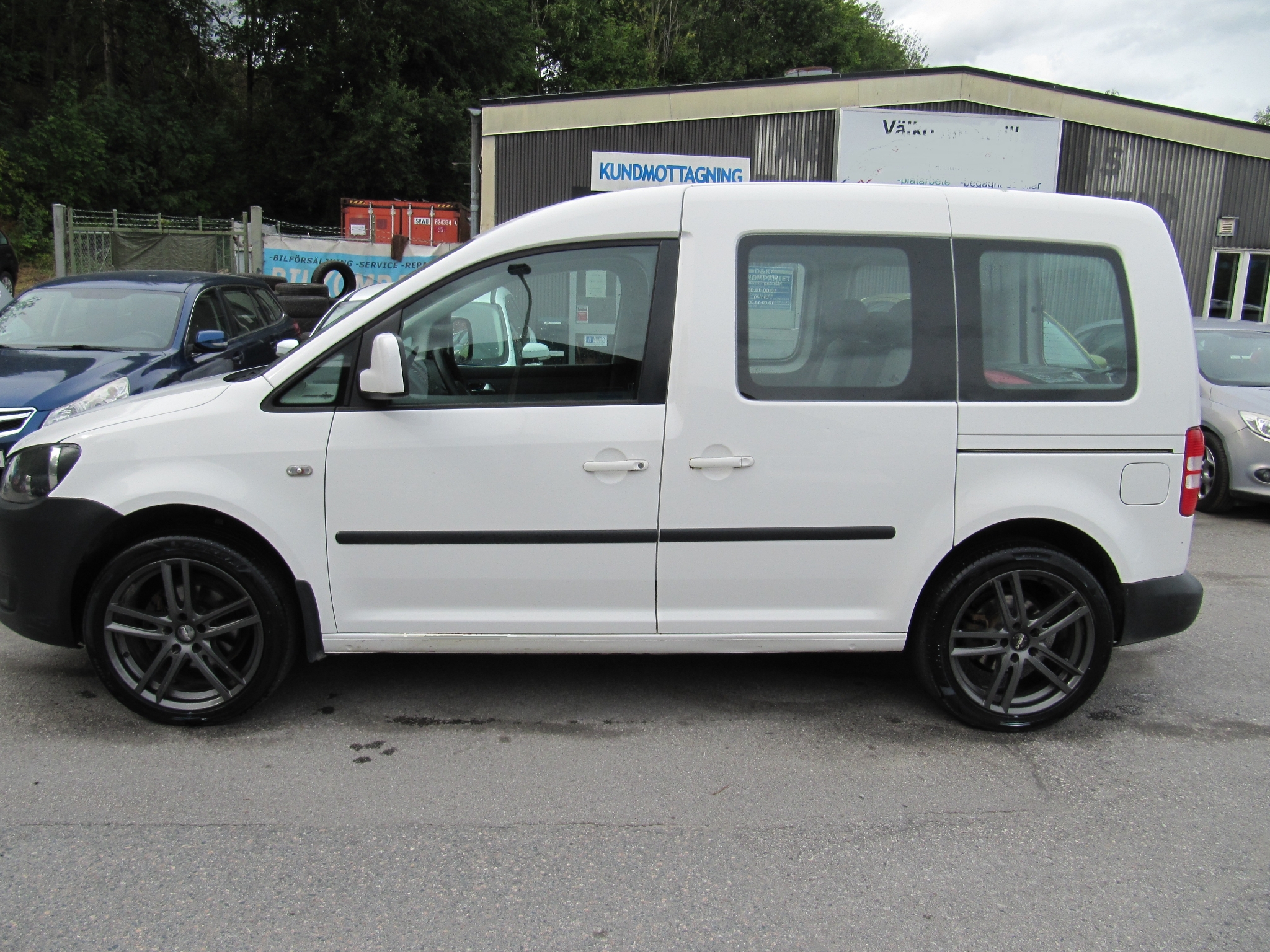 Volkswagen Caddy 2014, photo 5/50