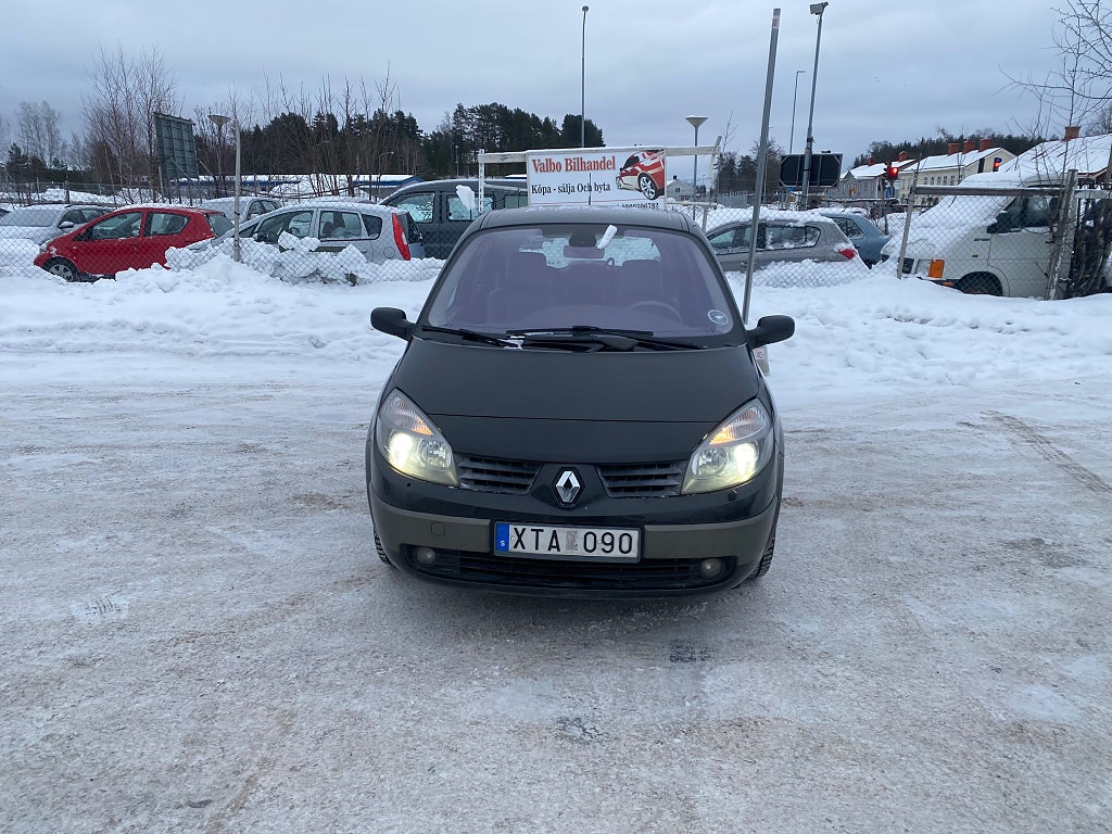 Renault Grand Scénic 2.0 Turbo Euro 4