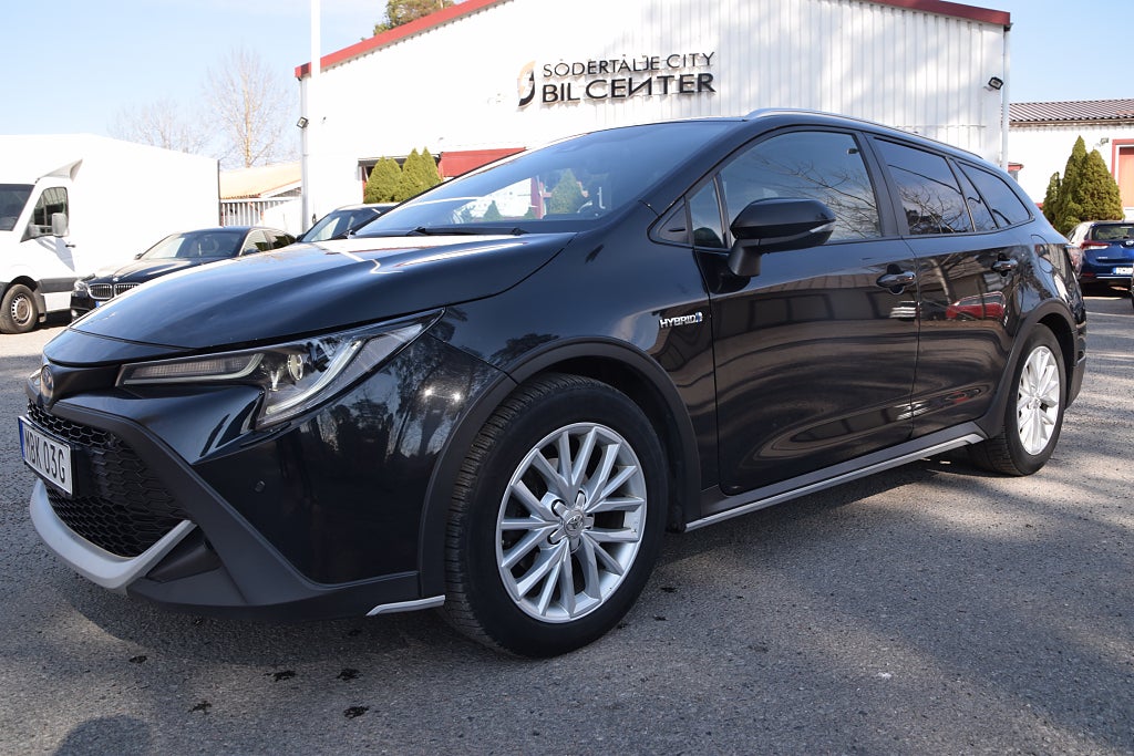 Toyota Corolla TREK Hybrid e-CVT Trek Euro 6