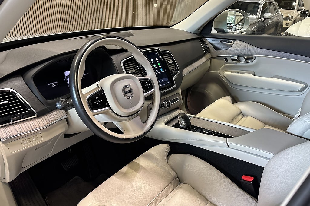 Volvo XC90 7-seater Recharge T8 AWD Geartronic Plus Bright