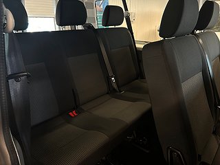 Volkswagen Transporter Kombi T30 2.0 TDI MOMS/S&V-däck/Mvärm
