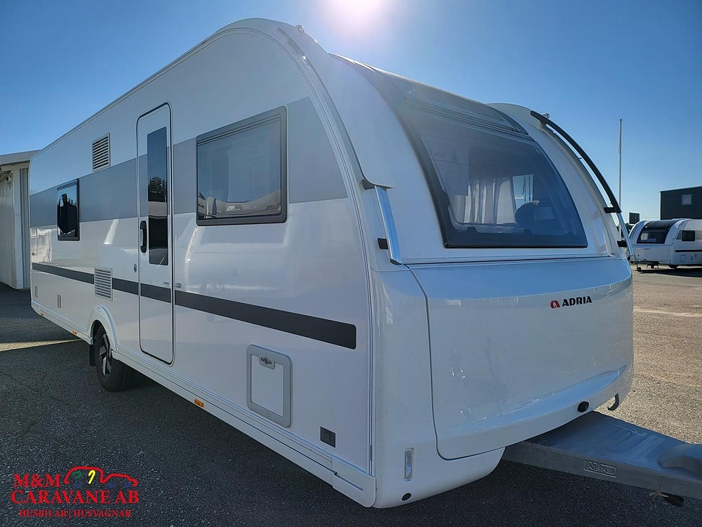 Adria Alpina 663 UK Barnkammare, Ac