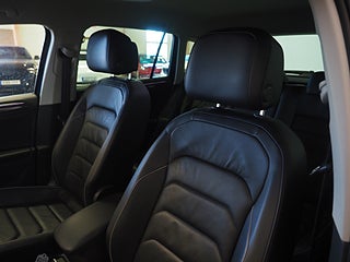 SUV Volkswagen Tiguan 18 av 25