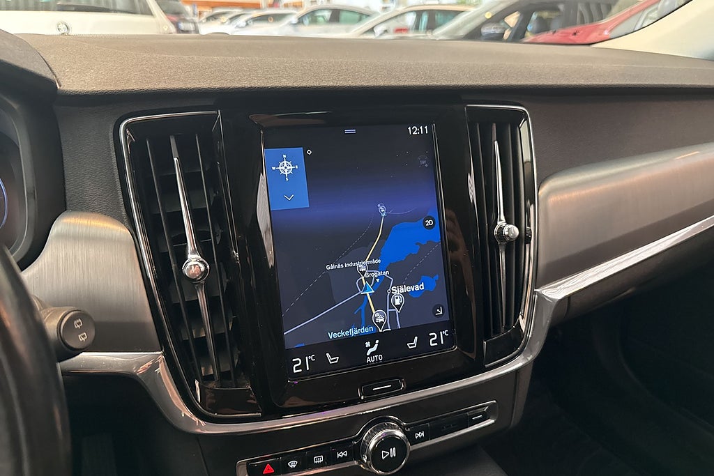 Volvo V90 D4 AWD Geartronic Momentum Kamera Drag Värmare Navi miniatyr 8