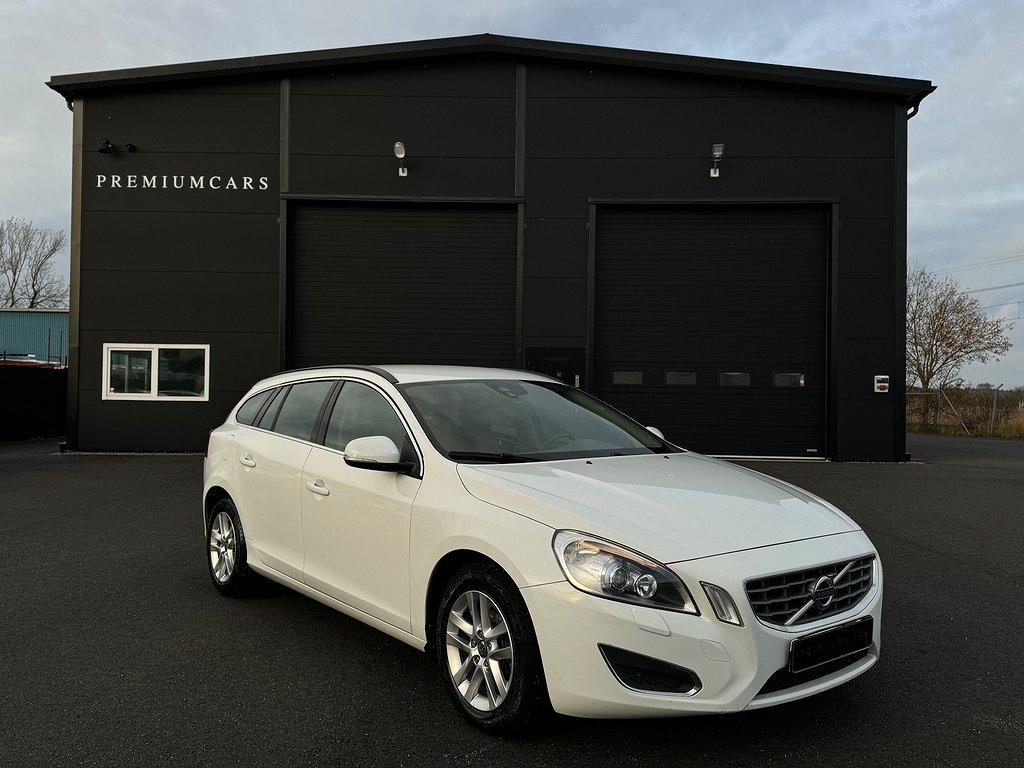 Volvo V60 D4 AWD Geartronic Momentum/Nyserv/S&VHJUL/SV.SÅLD