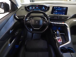SUV Peugeot 3008 13 av 20