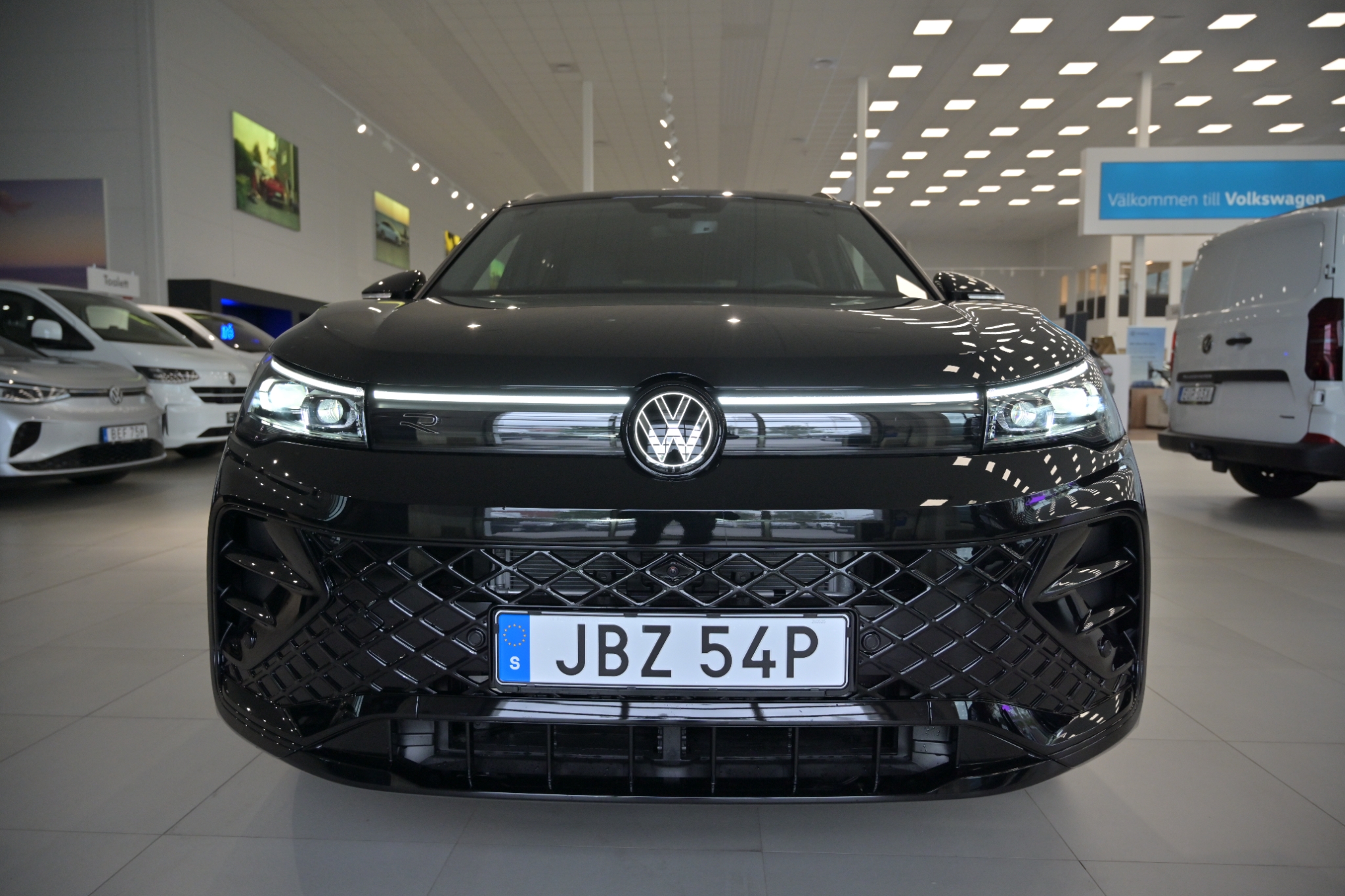 Volkswagen Tiguan eHybrid R-Line SWE 2026, bild 3/10
