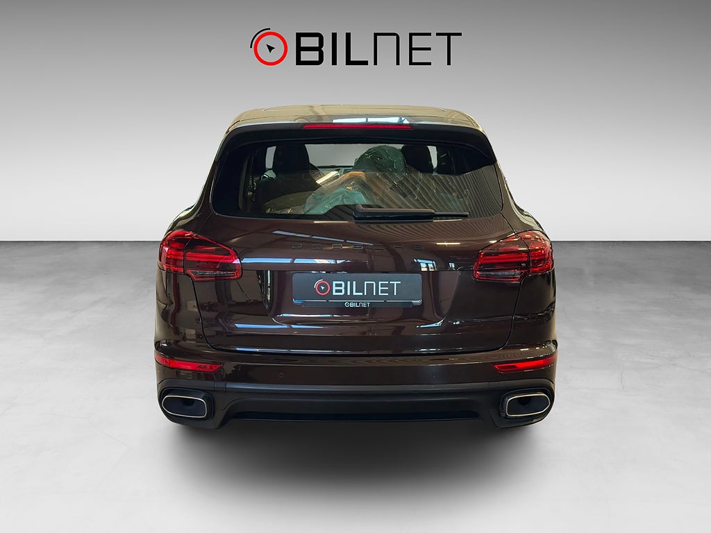 Porsche Cayenne V6 Diesel *3,99%* Värmare 22” Drag Navi BOSE 14-vägs