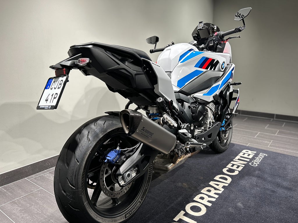 BMW M1000XR / Service-avtal / 26-års modell