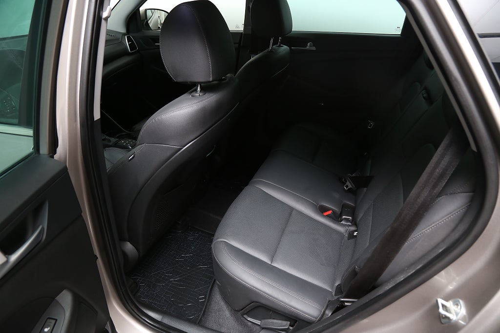 Hyundai Tucson 1,6 T-GDI 177hk Premium AWD Pano Skinn 360°-kamera Drag 2019