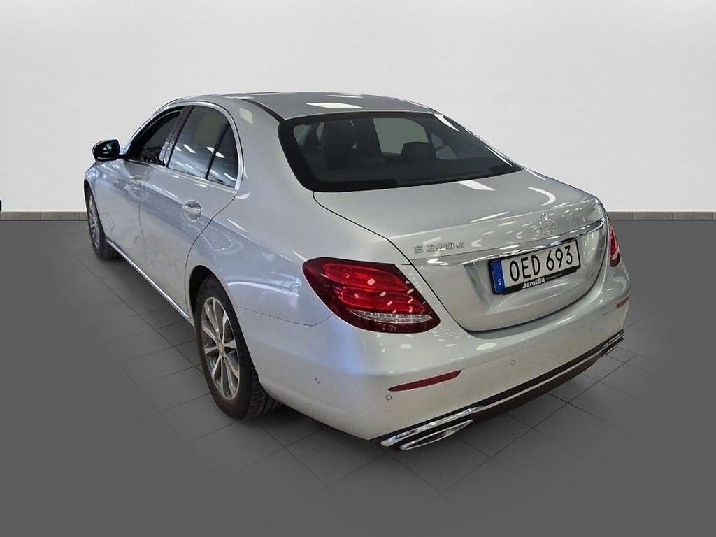 Mercedes-Benz E 2017 - miniatyr 5