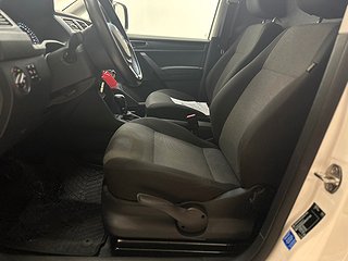 Volkswagen Caddy Maxi 2.0 102hk S&Vhjul/D-värmare/Psens/MOMS