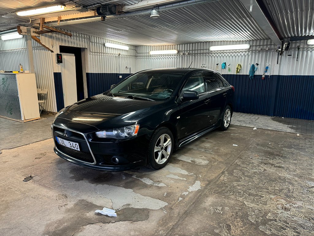 Mitsubishi Lancer Sportback 1.8 Euro 5 NY BESIKTIGAD