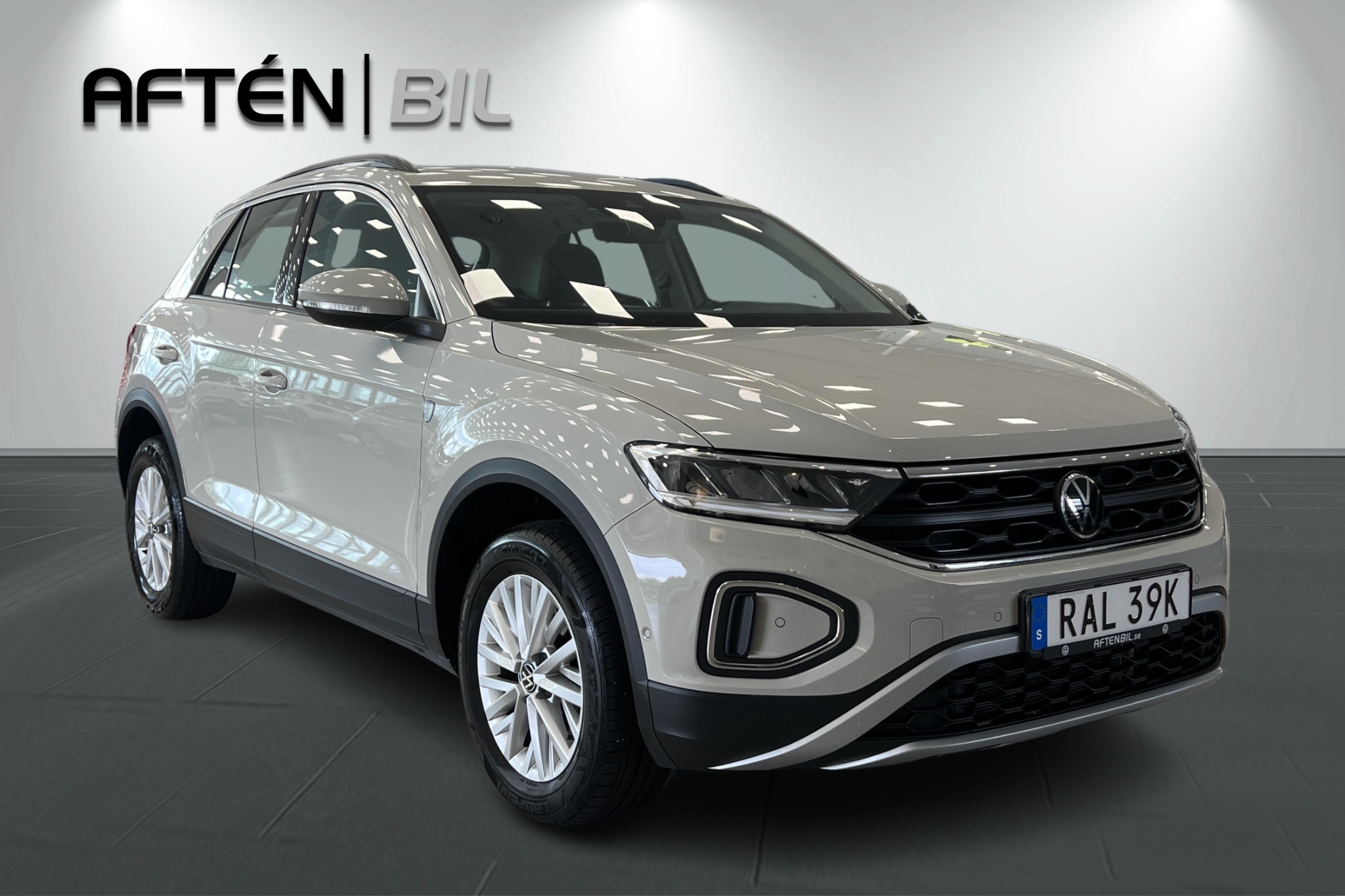 Volkswagen T-Roc 2023, bild 4/10