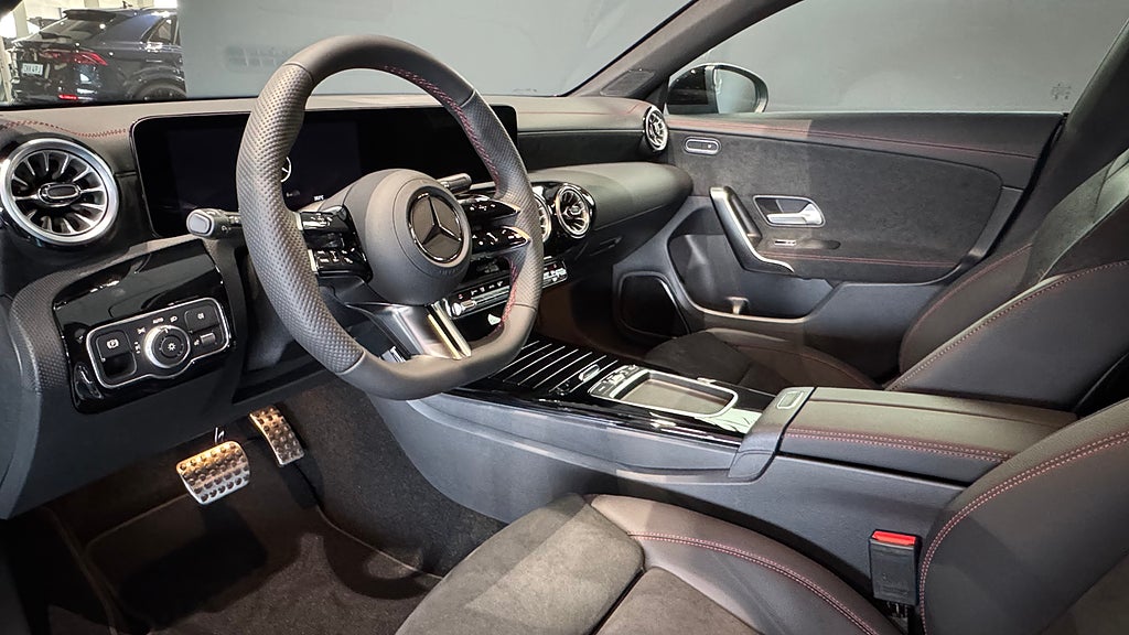 Mercedes-Benz CLA 200 Shooting Brake AMG Aut - bild 10