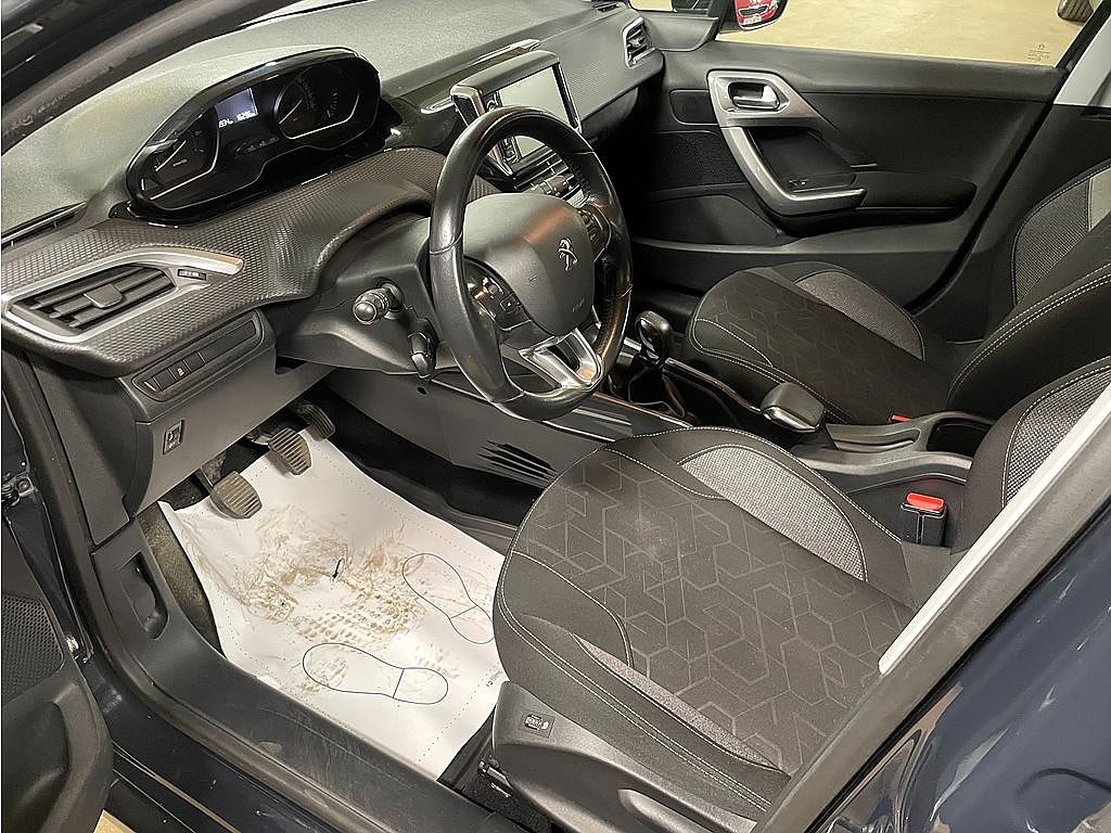 Bild på Peugeot 2008 Active 1.2 PT VTi 82hk - DRAG