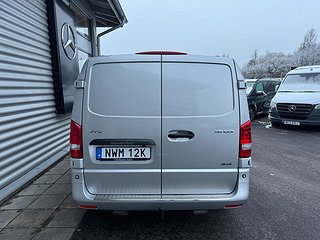 Transportbil - Skåp Mercedes-Benz Vito 15 av 18