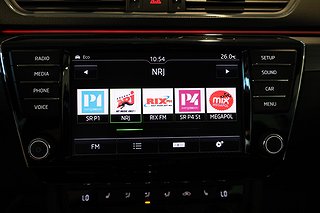 Kombi Skoda Superb 16 av 28