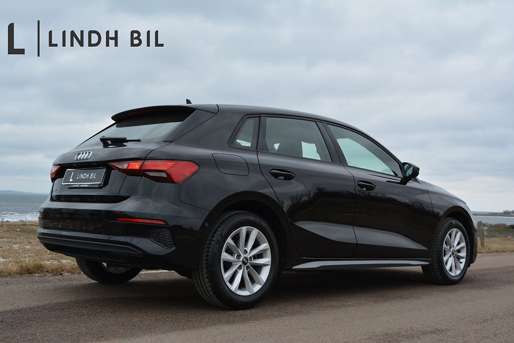 Audi A3 SPORTBACK 35TFSI MHEV S-TRONIC 150HK COMFORT PARKSYSTEM