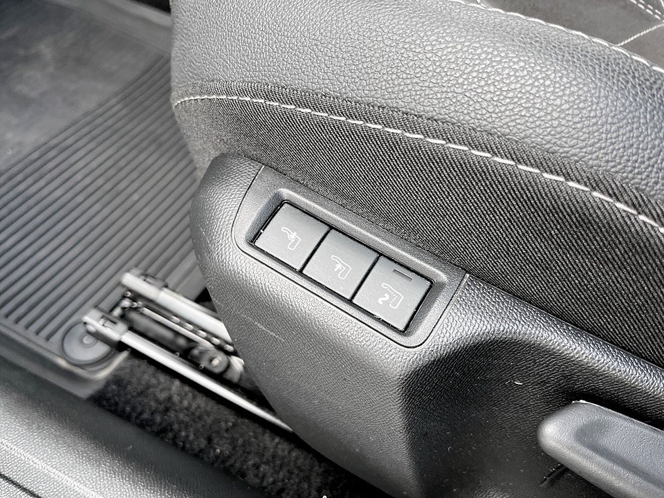 Bild på Opel Mokka Ultimate 1.2 PT 130hk Aut - B-KAMERA, CARPLAY