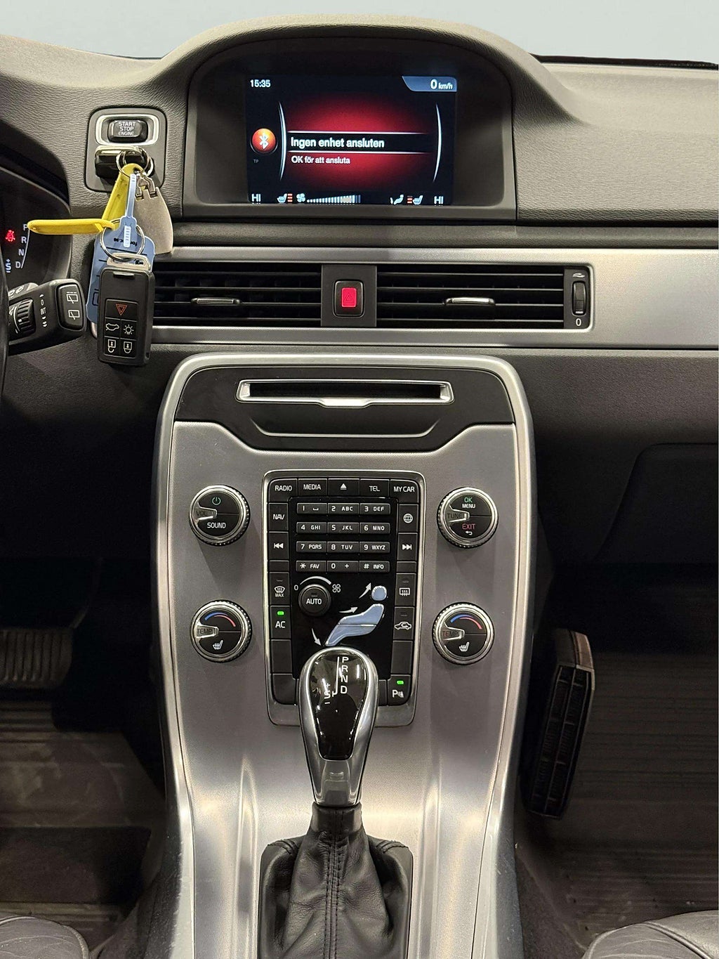 Volvo V70 2.0 Automat 214hk 6100 Mil 2 Ägare - miniatyr 17