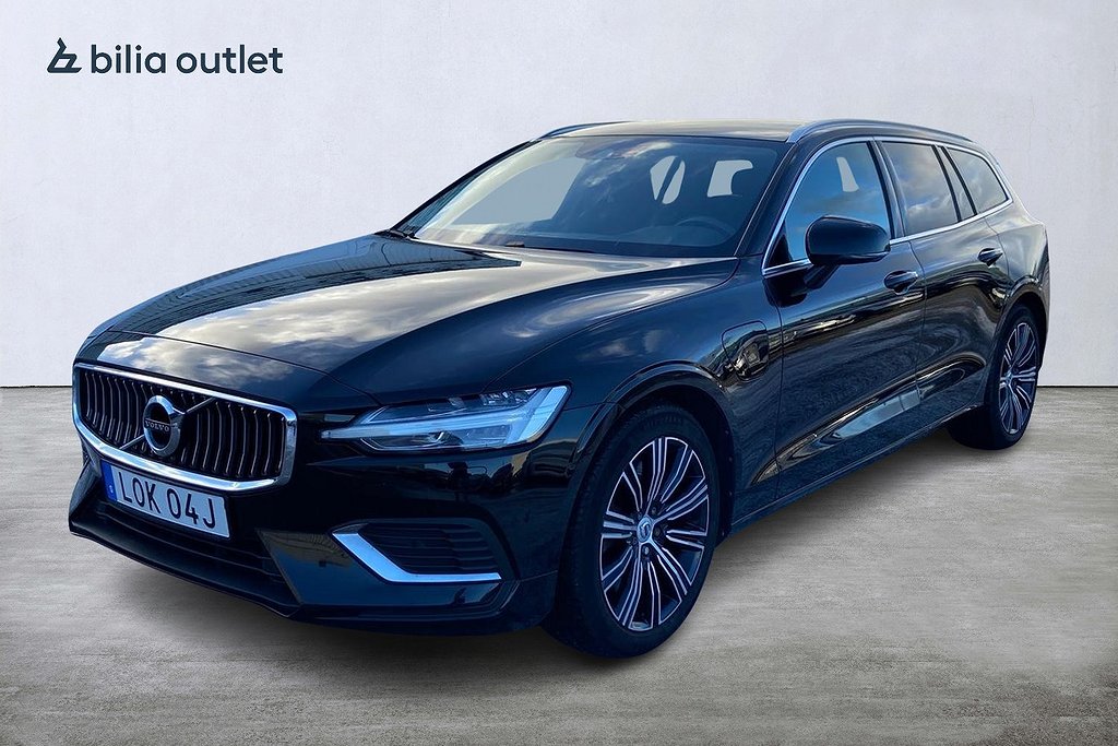 Volvo V60 T6 AWD Recharge Momentum 340hk Backkamera / VOC