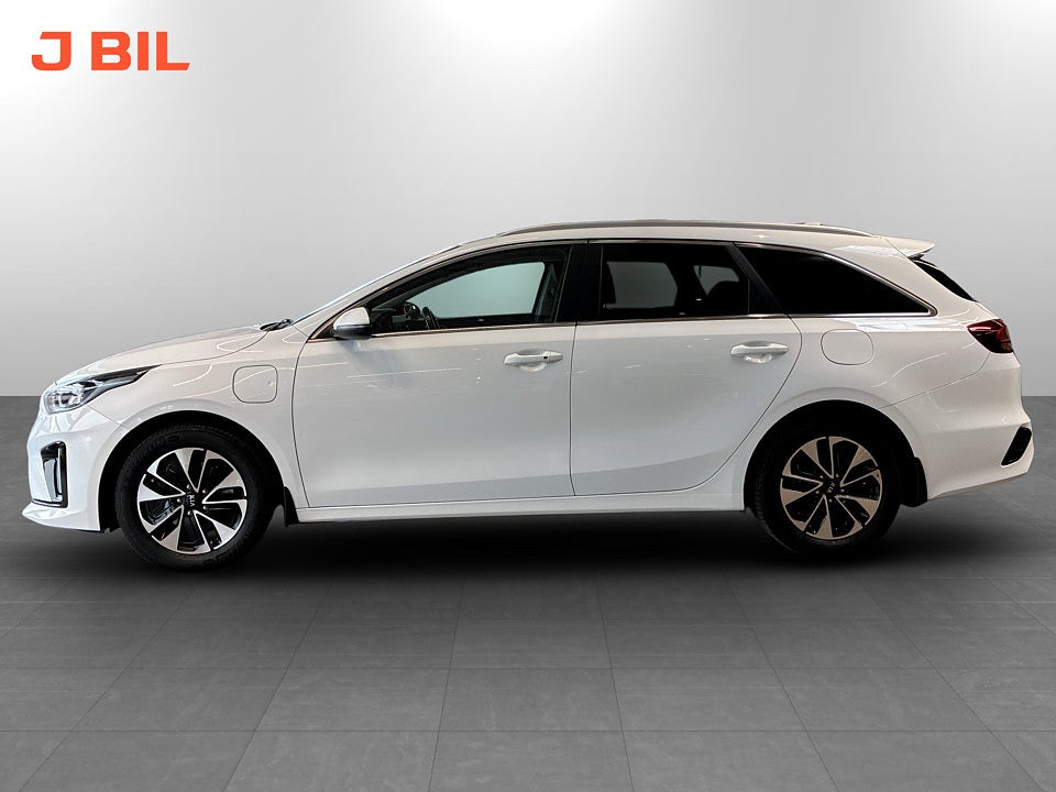 Bild på Kia Ceed Sportswagon PHEV 141hk Aut B-KAMERA CARPLAY FULLSERVAD