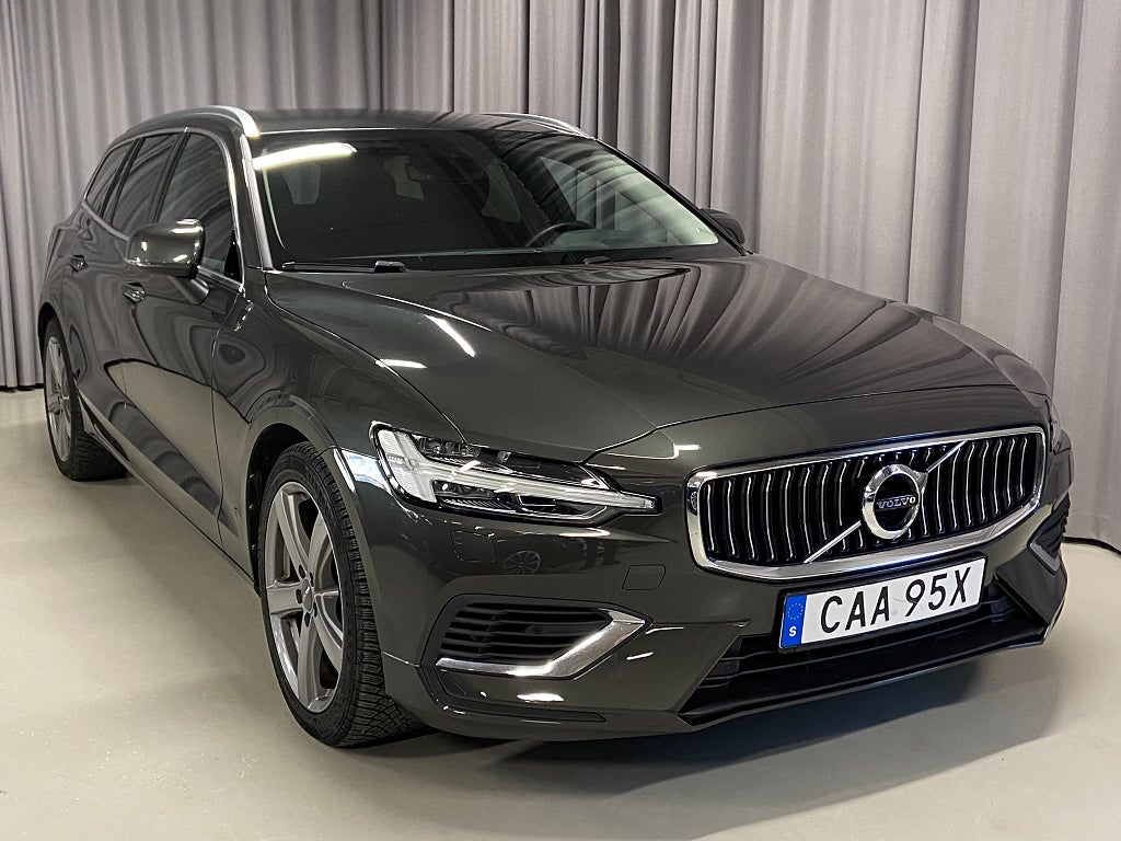 Volvo V60 Recharge T6 340hk AWD Drag Navi Pvärm