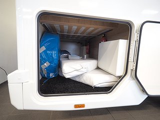 Husbil-halvintegrerad CI Elliot 67 xt 4 av 24